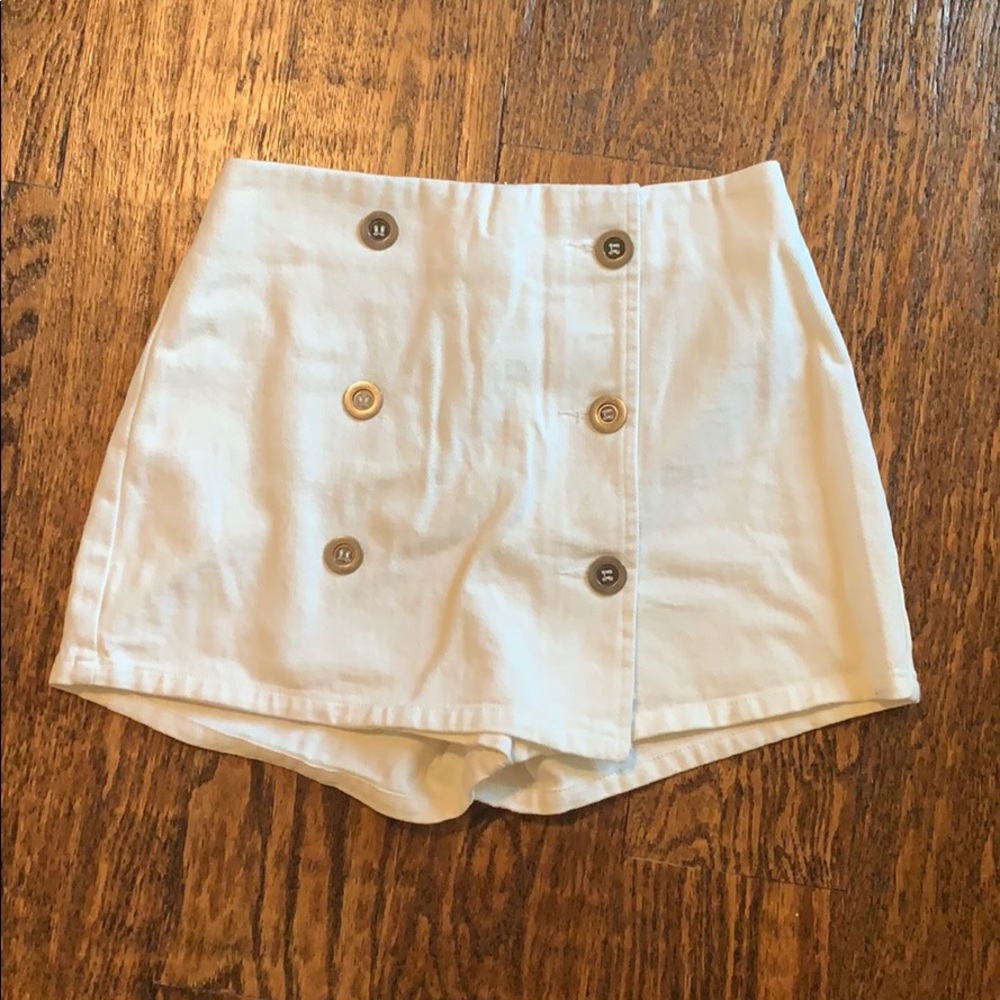 White skort